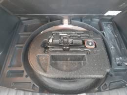 TOYOTA - COROLLA - 2023/2024 - Vermelha - R$ 169.900,00