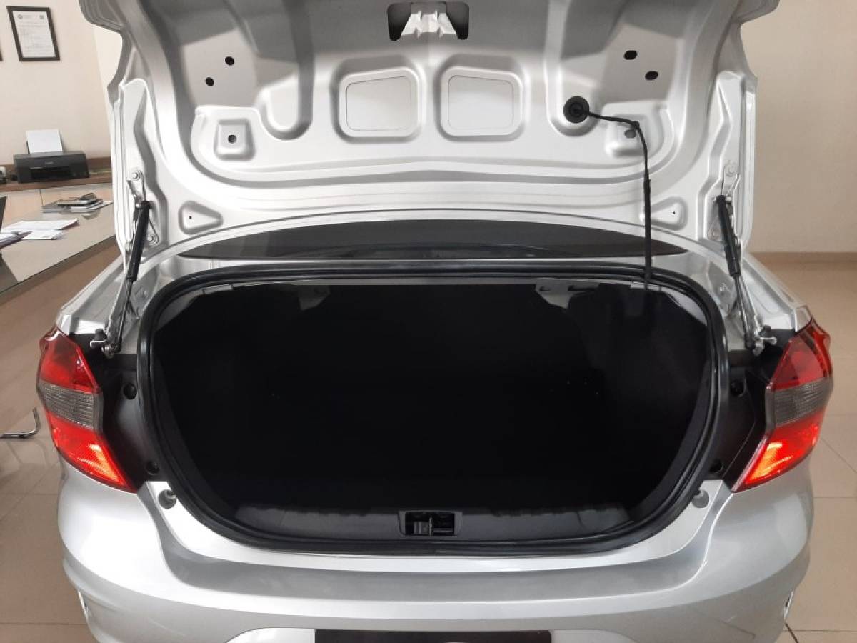 FORD - KA + - 2020/2021 - Prata - R$ 49.990,00