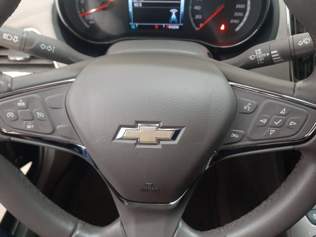 CHEVROLET - CRUZE - 2016/2017 - Preta - R$ 87.900,00