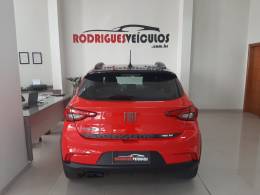 FIAT - ARGO - 2021/2022 - Vermelha - R$ 76.900,00