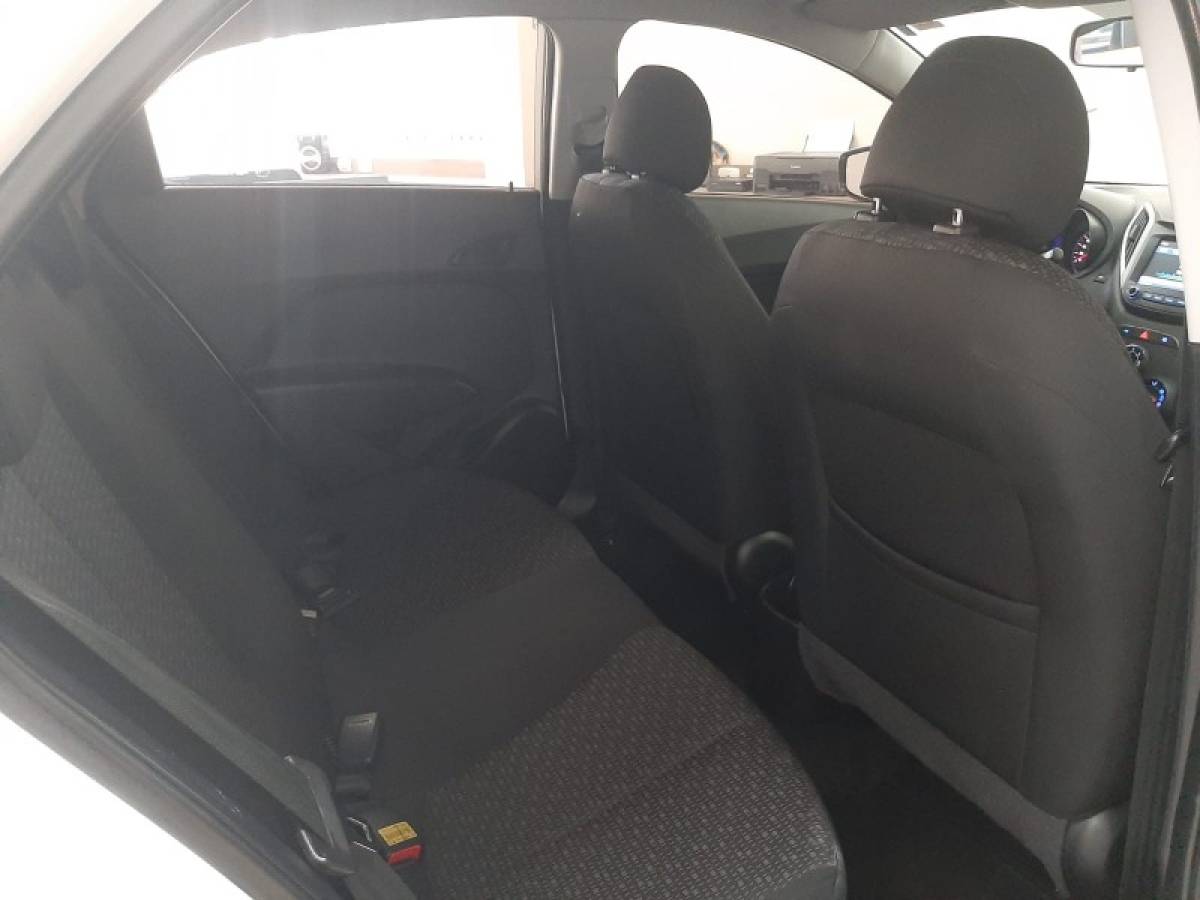 HYUNDAI - HB20 - 2018/2019 - Branca - R$ 55.900,00