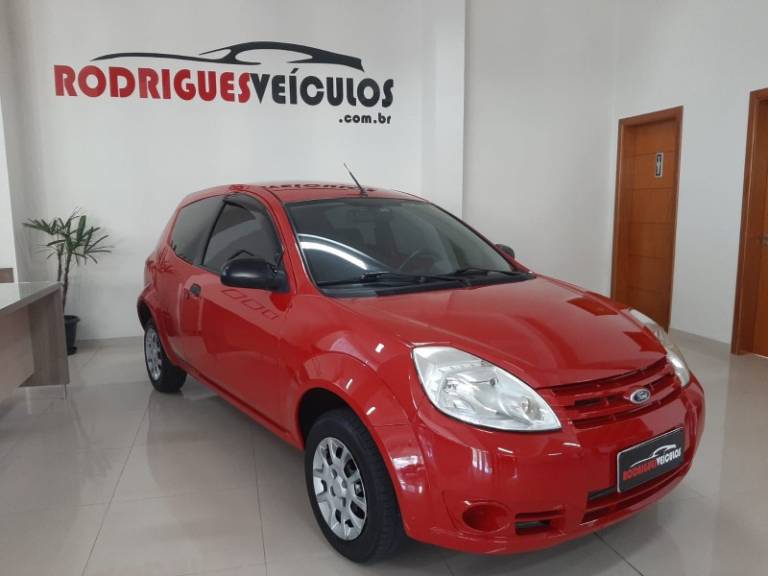 FORD - KA - 2010/2011 - Vermelha - R$ 23.900,00