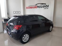 CHEVROLET - ONIX - 2018/2018 - Preta - R$ 52.900,00