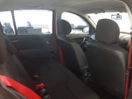 RENAULT - SANDERO - 2012/2013 - Vermelha - R$ 37.900,00