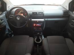 VOLKSWAGEN - SPACEFOX - 2007/2008 - Vermelha - R$ 31.900,00