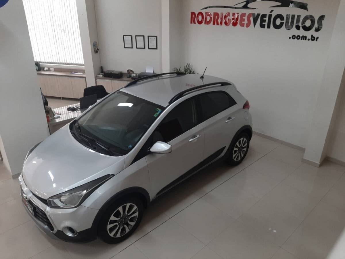 HYUNDAI - HB20X - 2016/2016 - Prata - R$ 62.900,00