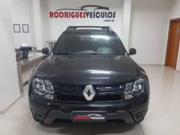 RENAULT - DUSTER - 2015/2016 - Preta - R$ 59.900,00