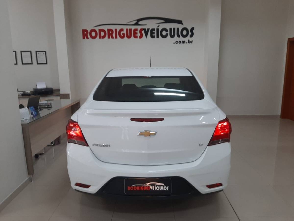 CHEVROLET - PRISMA - 2018/2019 - Branca - R$ 63.900,00