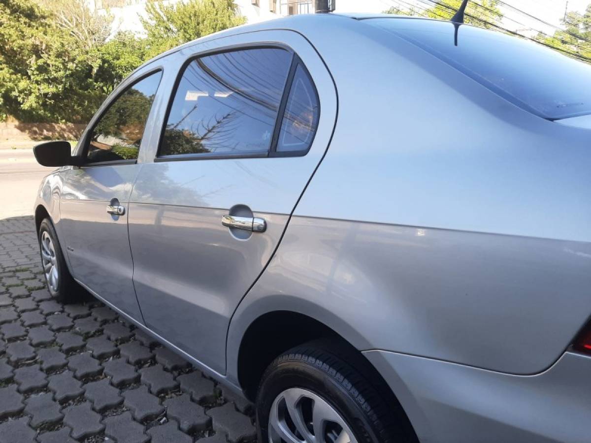 VOLKSWAGEN - VOYAGE - 2009/2009 - Prata - R$ 25.900,00