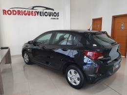 CHEVROLET - ONIX - 2021/2022 - Preta - R$ 65.900,00