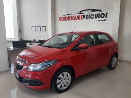 CHEVROLET - ONIX - 2015/2016 - Vermelha - R$ 51.900,00