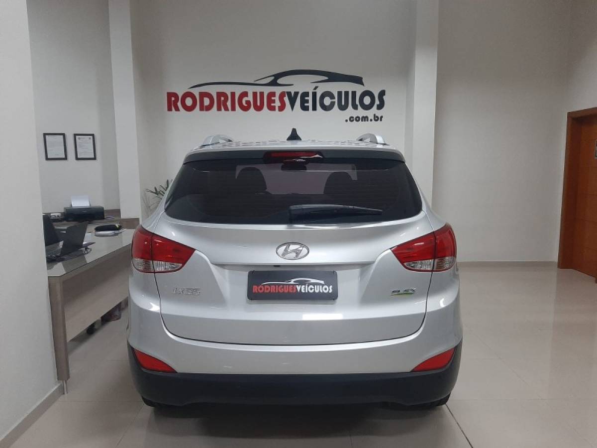 HYUNDAI - IX35 - 2019/2020 - Prata - R$ 98.900,00