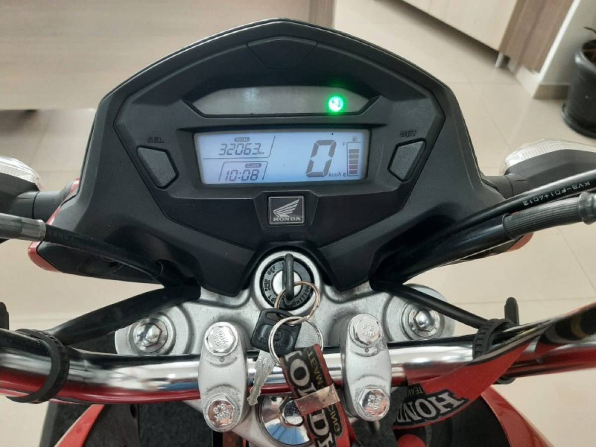 HONDA - CG 150 - 2014/2014 - Vermelha - R$ 12.900,00