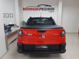 FIAT - STRADA - 2021/2022 - Vermelha - R$ 95.900,00