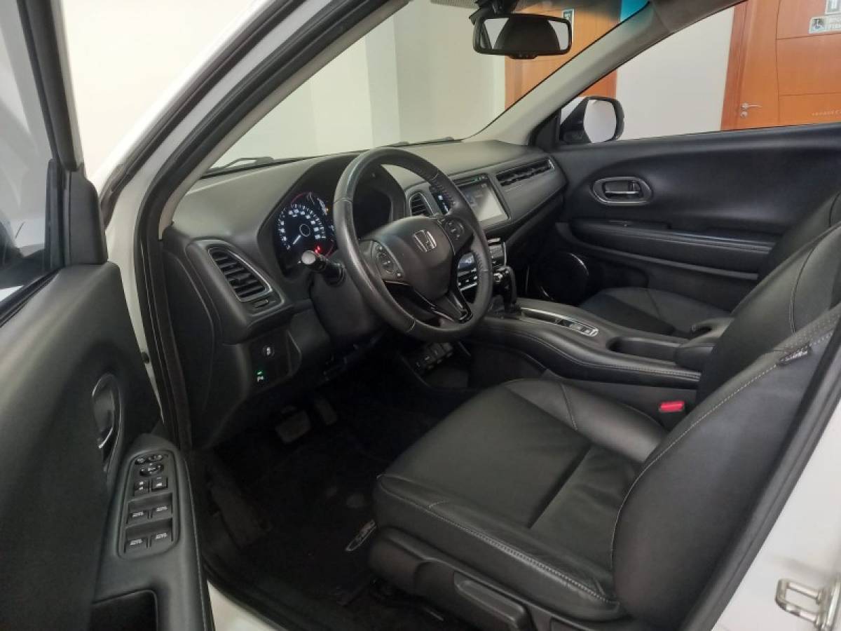 HONDA - HR-V - 2018/2018 - Branca - R$ 103.900,00