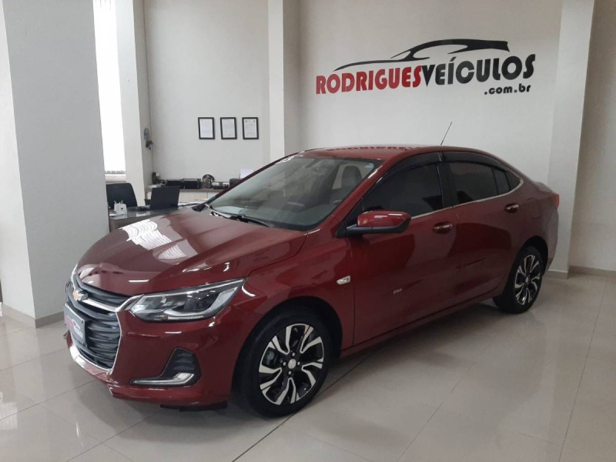 CHEVROLET - ONIX - 2022/2023 - Vermelha - R$ 93.900,00