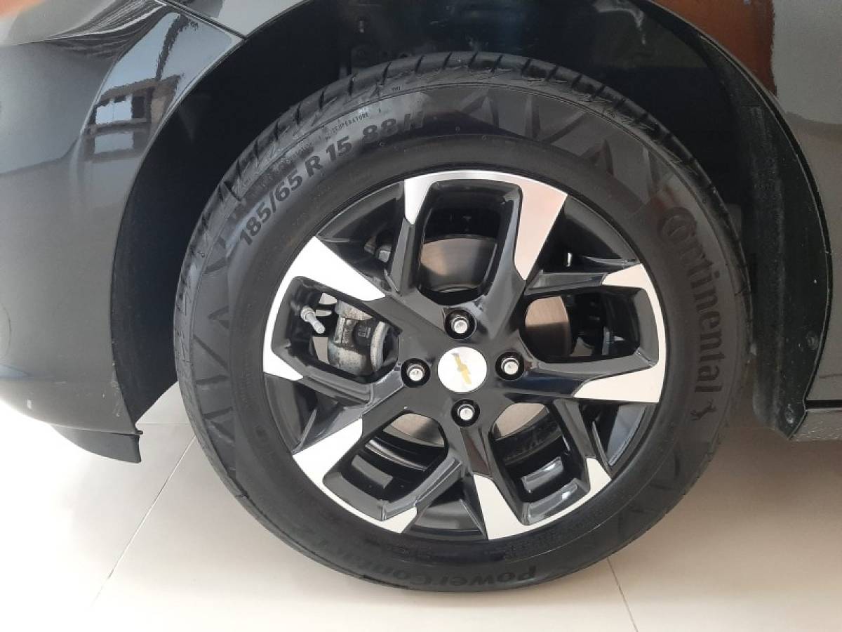 CHEVROLET - ONIX - 2020/2020 - Preta - R$ 63.900,00