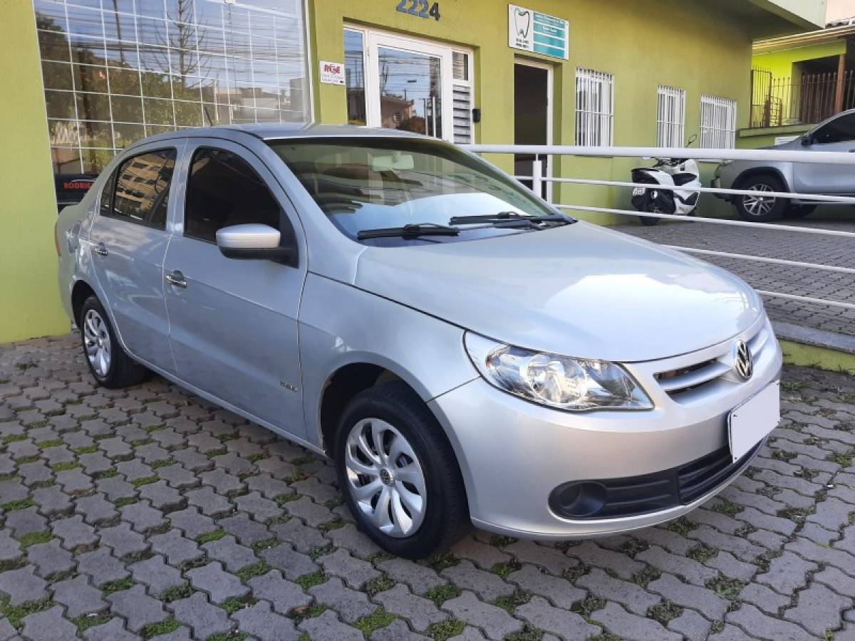 VOLKSWAGEN - VOYAGE - 2009/2009 - Prata - R$ 25.900,00
