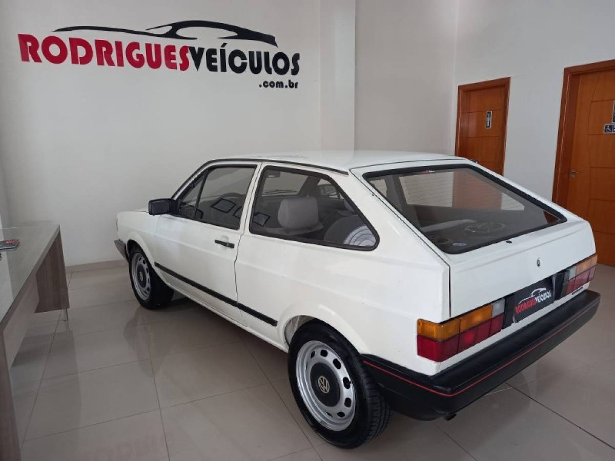 VOLKSWAGEN - GOL - 1991/1992 - Branca - R$ 19.900,00