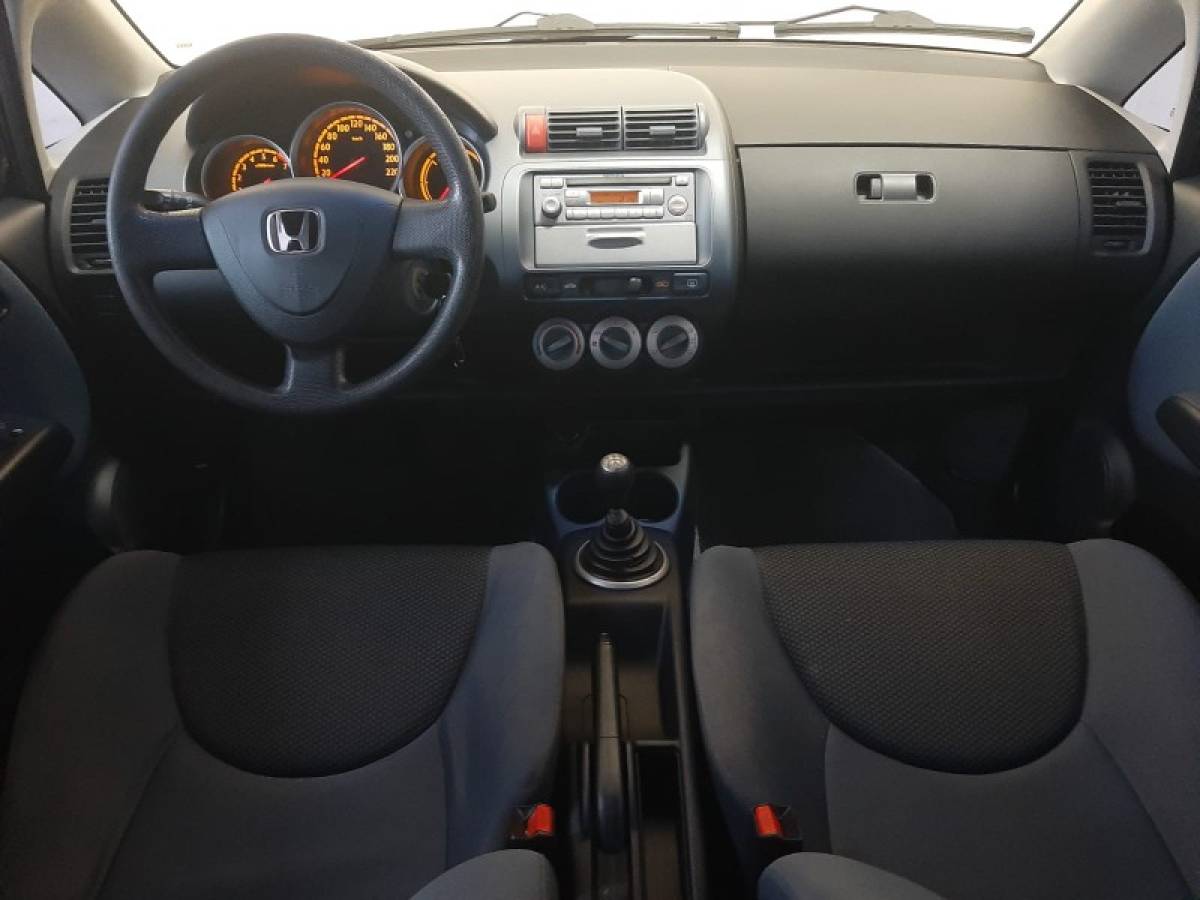 HONDA - FIT - 2007/2008 - Preta - R$ 32.900,00