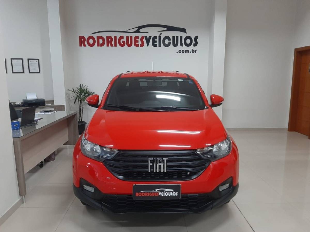 FIAT - STRADA - 2021/2022 - Vermelha - R$ 95.900,00