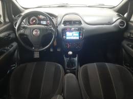 FIAT - PUNTO - 2014/2015 - Branca - R$ 57.900,00