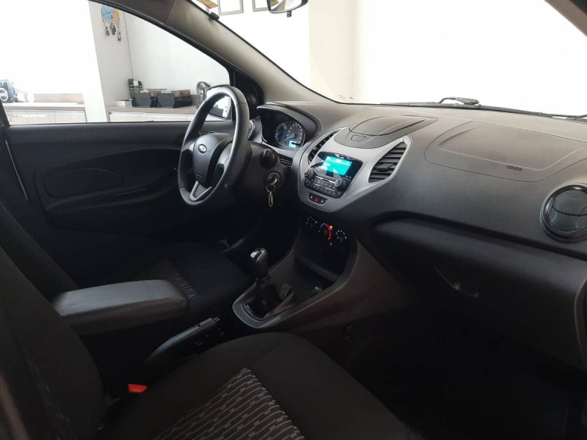 FORD - KA + - 2020/2021 - Prata - R$ 49.990,00