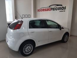 FIAT - PUNTO - 2008/2009 - Branca - R$ 32.900,00