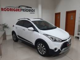 HYUNDAI - HB20X - 2016/2017 - Branca - R$ 69.900,00
