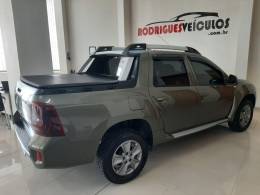 RENAULT - OROCH - 2016/2017 - Verde - R$ 71.800,00