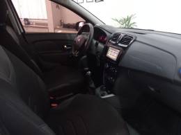 RENAULT - SANDERO - 2017/2018 - Branca - R$ 54.900,00