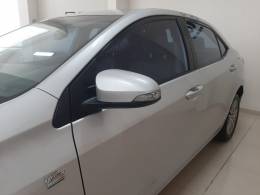 TOYOTA - COROLLA - 2014/2015 - Prata - R$ 87.900,00