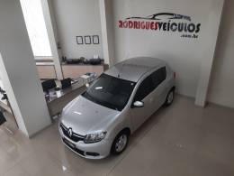 RENAULT - SANDERO - 2014/2015 - Prata - R$ 44.900,00