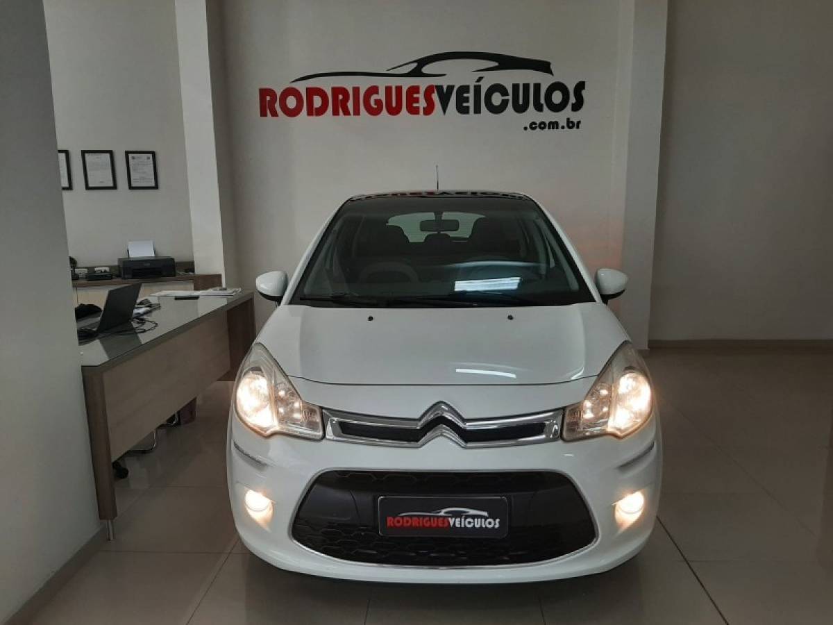 CITROËN - C3 - 2014/2014 - Branca - R$ 39.900,00