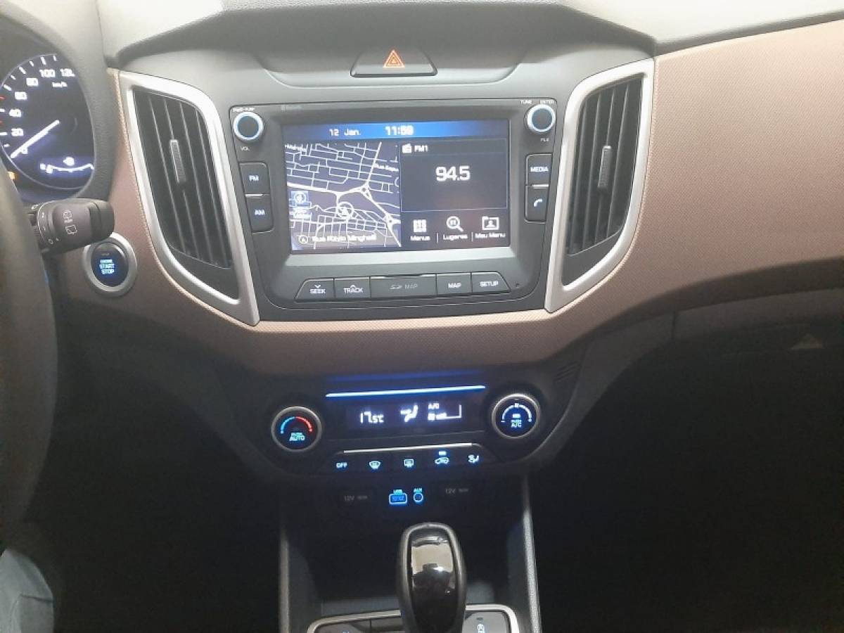 HYUNDAI - CRETA - 2017/2018 - Preta - R$ 94.900,00