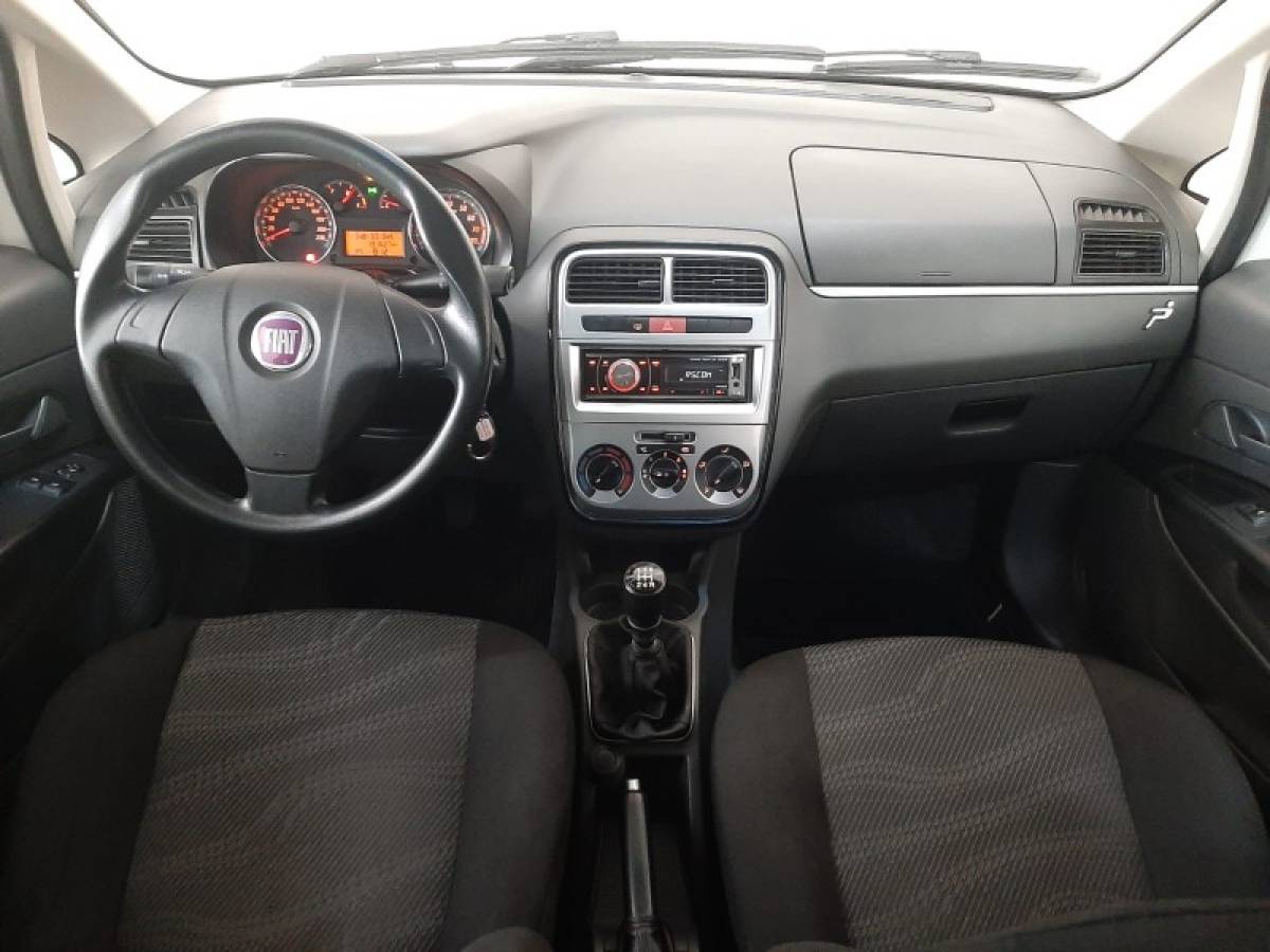 FIAT - PUNTO - 2008/2009 - Branca - R$ 32.900,00