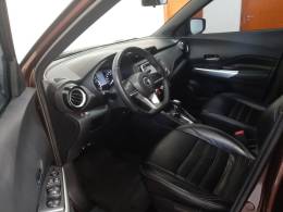 NISSAN - KICKS - 2017/2018 - Marrom - R$ 79.900,00