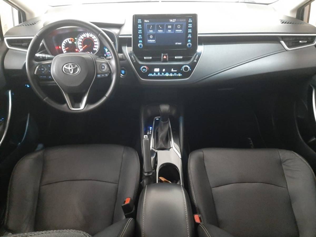 TOYOTA - COROLLA - 2020/2021 - Prata - R$ 119.990,00