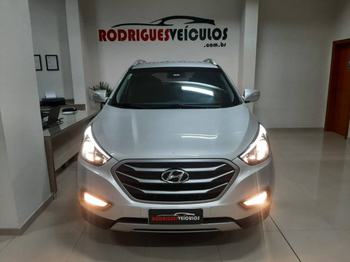 HYUNDAI - IX35 - 2019/2020 - Prata - R$ 98.900,00