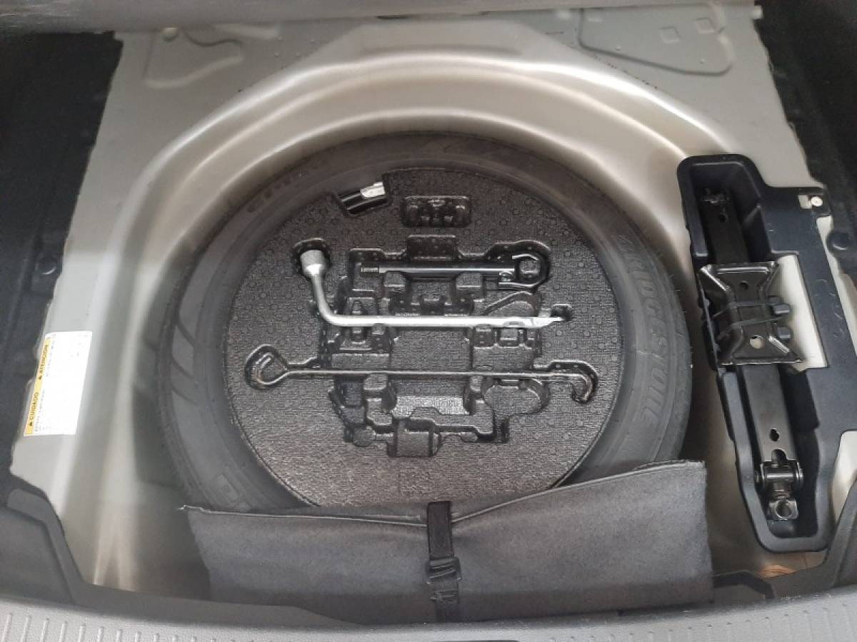 TOYOTA - COROLLA - 2020/2021 - Prata - R$ 119.990,00