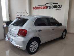 VOLKSWAGEN - GOL - 2017/2017 - Prata - R$ 47.900,00