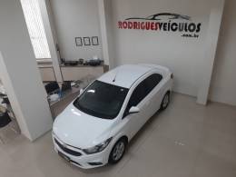 CHEVROLET - PRISMA - 2018/2019 - Branca - R$ 63.900,00
