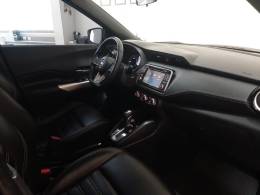 NISSAN - KICKS - 2017/2018 - Marrom - R$ 79.900,00