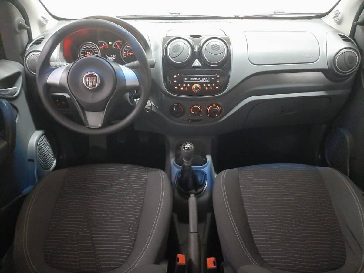 FIAT - PALIO - 2012/2013 - Preta - R$ 36.900,00