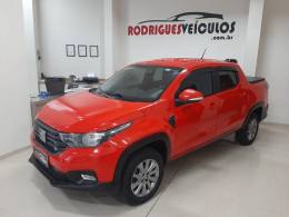 FIAT - STRADA - 2021/2022 - Vermelha - R$ 95.900,00