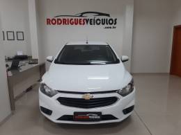 CHEVROLET - ONIX - 2018/2019 - Branca - R$ 62.900,00