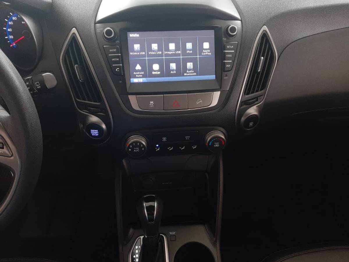 HYUNDAI - IX35 - 2019/2020 - Prata - R$ 95.900,00