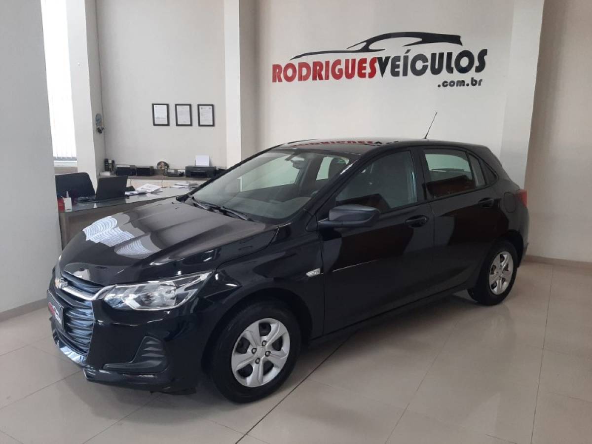 CHEVROLET - ONIX - 2021/2022 - Preta - R$ 65.900,00