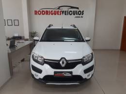 RENAULT - SANDERO - 2018/2019 - Branca - R$ 59.900,00