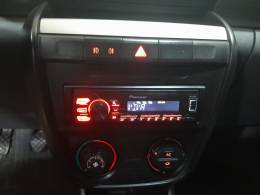 VOLKSWAGEN - SPACEFOX - 2007/2008 - Vermelha - R$ 31.900,00